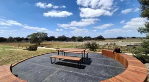 Luxarious room stay- 25 min to Melbourne Airport and next to Hume Freeway - Image 4