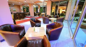 Hotel Gold - Image 2
