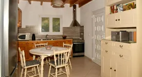 Barbara's Beach House - Image 3