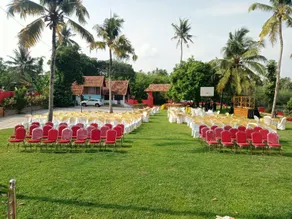 Royce Resort - Image 4