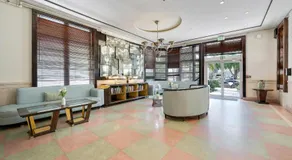 Greenview Hotel By Lowkl - Image 4