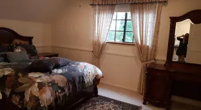 Riverside vintage home - Image 5