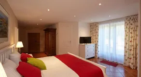 Clos de Ginaillac - ensemble de 2 chambres d'hôtes et 1 gîte pouvant accueillir 6 personnes - Image 2