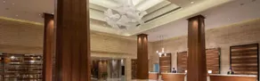 Holiday Inn Qingdao - Image 3