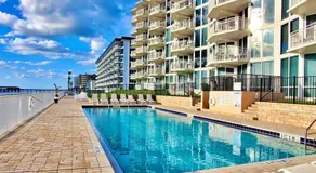 Relaxing Ocean Front penthouse - Image 3