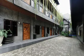 Urbanview Hotel Syariah Keys Banjarmasin by RedDoorz - Image 5