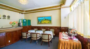 Hotel Lexus - Image 4