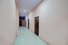 Hotel O Krishna Restaurant - Image 5