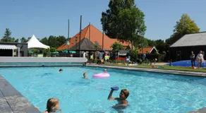 Holiday rentals - Image 4