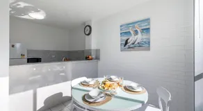Villa Ellisa, 1 10 Columbia Cl -ground floor unit with beautiful water views & across from the water - Image 4