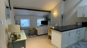 Flat 2 Chestergate - Image 2