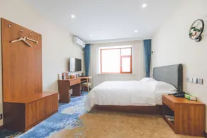 Lan Island Business Hotel - Image 2