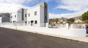 Villa de 4 dormitorios, moderna y nueva, con aire acondicionado, cerca del mar y playa - Casa Maravilla - Image 5