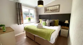 3 Bed in York oc-90401 - Image 2