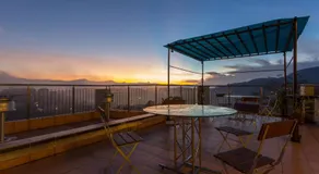 Hotel Topaz - Image 5