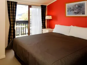 Victoria Lodge - Image 2