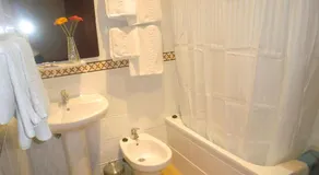 Hostal Santa Ana - Image 2