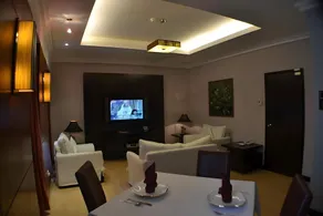 The Mark's Lodge - Image 5