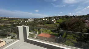 House with three bedrooms and a pool near the Knossos - Image 3