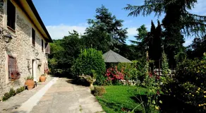 COUNTRY HOUSE - Image 4