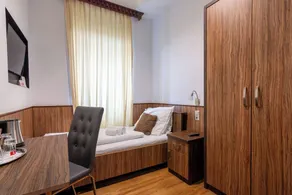 Hotel Strasser - Image 4