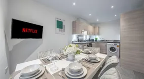 3 BR House, Driveway Parking, Modern Comfort - Image 3