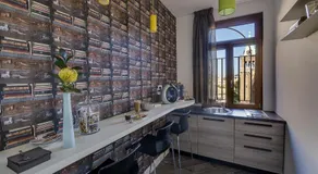 Blue Inn Luxury Suites - Image 2