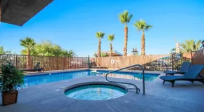 Sunrise Inn - Image 3
