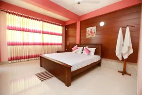APL Apartments - Image 2