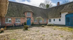 Spacious Holiday Home Near Ribe For 11 - Image 1
