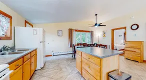 Sherry Road Retreat - Image 4