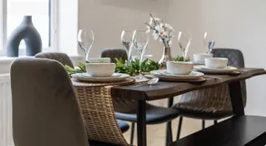 London Wembley Luxury Stay 2BR Apartment next to stadium with Free Parking - Image 5