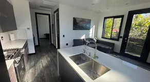 Burbank - Starlight Hills Private Luxury Guest House - Image 5