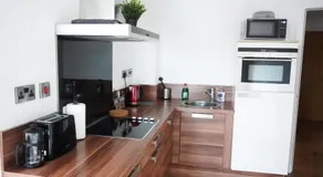 Apartment - Sleeps 4 - Pet friendly - WiFi - Image 4