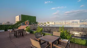 Boutique Stay w Private Jacuzzi - Belmore Stays - Image 3