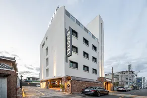 Elegance hotel hwangridan - Image 4