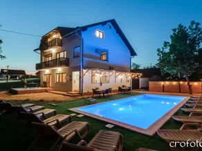 Apartments Villa Mavi - Image 4