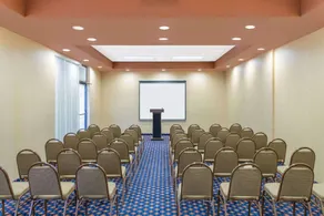 Days Hotel Oakland Airport-Coliseum - Image 4
