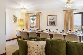 A Stunning 6 Bed Country Home in Cheltenham - Image 4