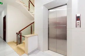 Luxury Vườn Lài Hotel - Image 5