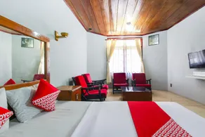 OYO 3180 Hotel Rian CottageNearPasar Maskarebet - Image 2
