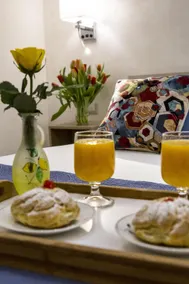 BED AND BREAKFAST PORT INN - Image 3