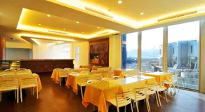 JinShan Sakura Bay Hot Spring Hotel - Image 5