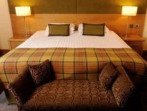 Craigmhor Lodge & Courtyard - Image 2