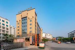Fenglin Tianxia Hotel - Image 3