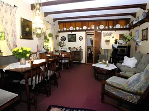 Alte Weinstuben Steinfelder Hof - B&B - Image 2