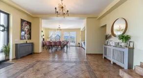 Orchard Villa - Image 4