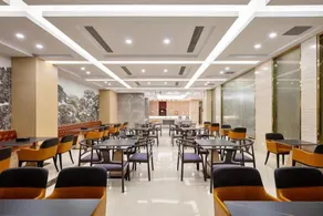 Yin Du Hotel - Image 3