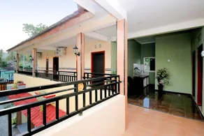 Urbanview Griya Lota Guest House Banyuwangi - Image 4