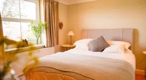 9 Solent Landing - Image 2